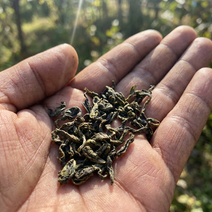 Premium Kashmiri Pink Tea (Ghulabi Chai) – Pure Gulabi Chai Leaves | MakeMeBuy.pk