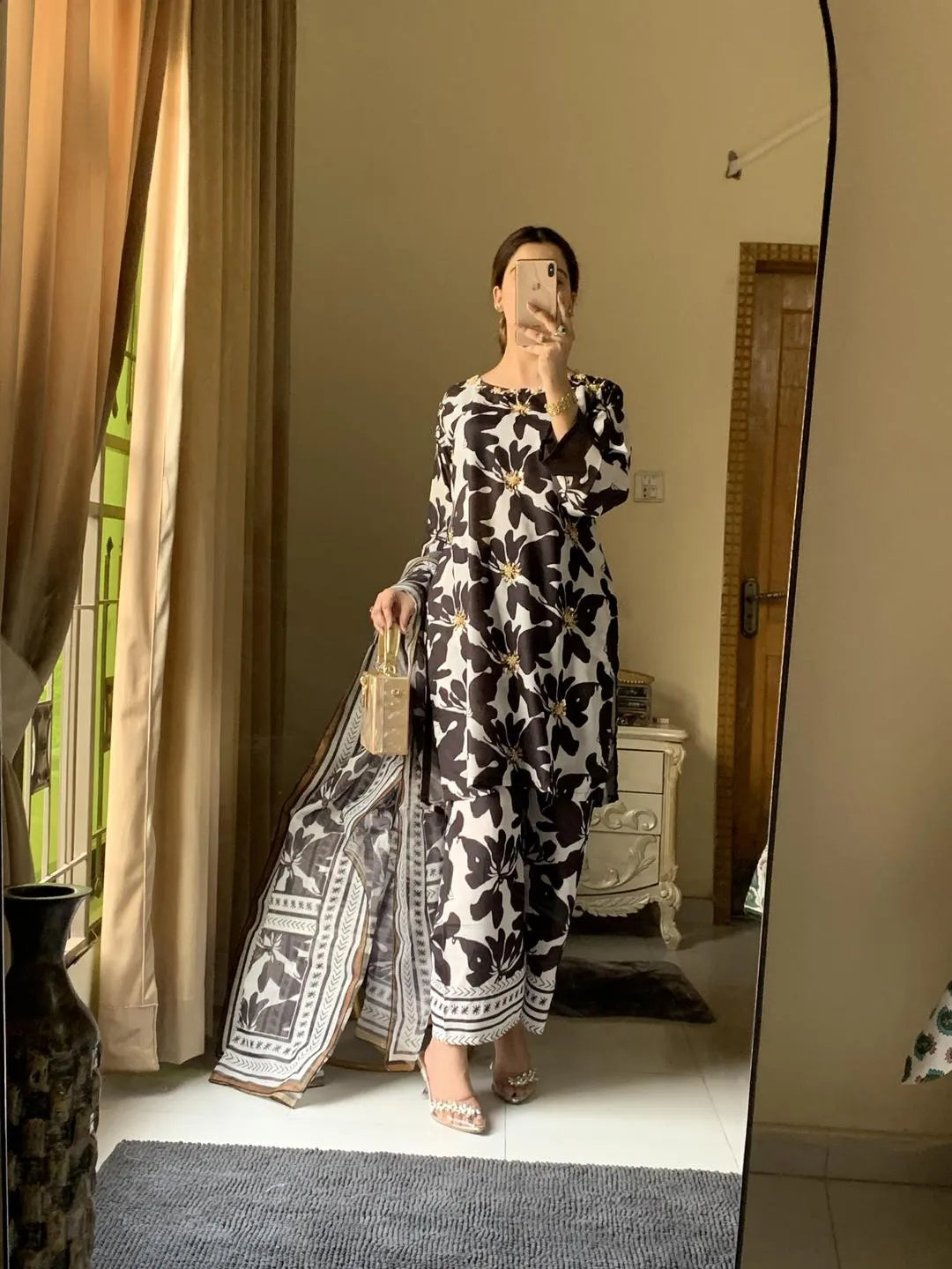 3 Pcs Women's Stitched Suit [Arabic Lawn Suit]